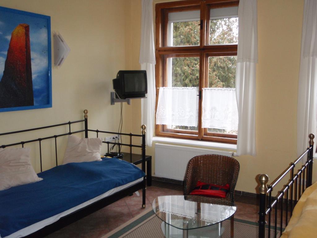 Pension Stara Skola Hrubá Skála Zimmer foto