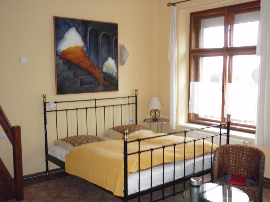 Pension Stara Skola Hrubá Skála Zimmer foto